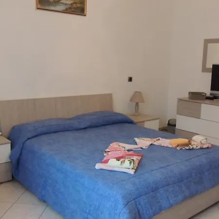 Susan فندق مبيت وإفطار 3*